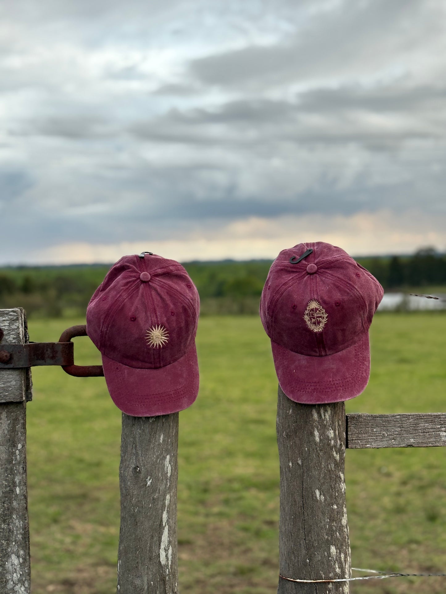 Gorros Escudo y Sol
